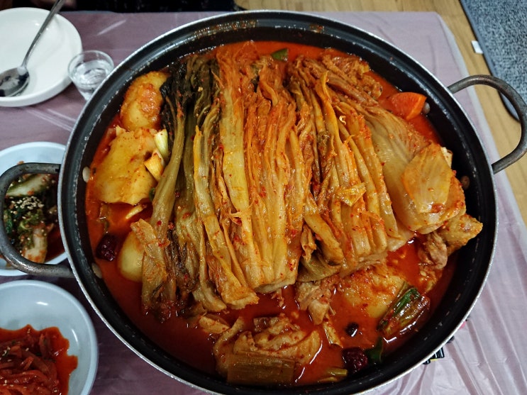  광주 대촌동/첨단 '바우정' 묵은지닭도리탕