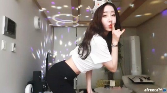  배우 하나경, BJ 변신