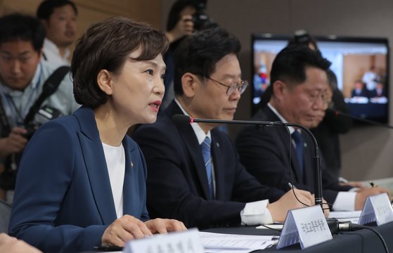  집값 다시 뛸라...집값 약세 둔화에 3기 신도시 '기습 발표'