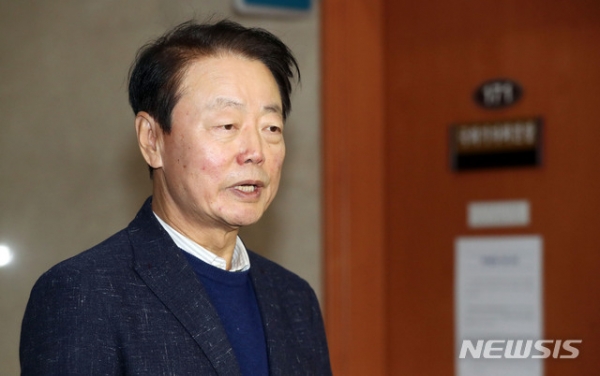  한선교 자유한국당 사무총장, 당직자 향한 욕설 논란_당직자, 공개사과 요구 성명서 발표