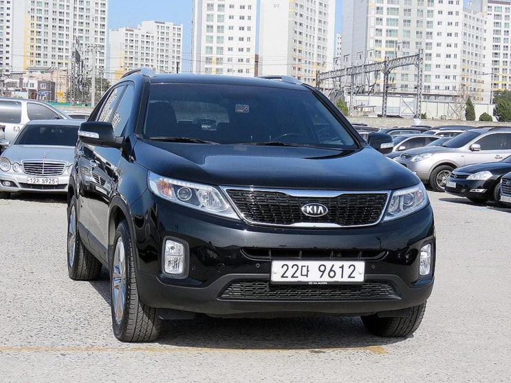  기아 뉴쏘렌토R 2WD 2.0 노블레스  이차를 강력 추천합니다~