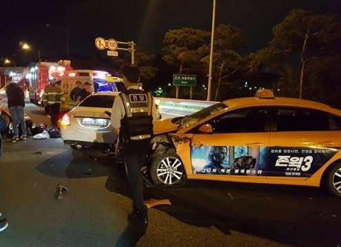 인천공항고속도로 사고 사망자 20대 여성 탤런트로 밝혀져..