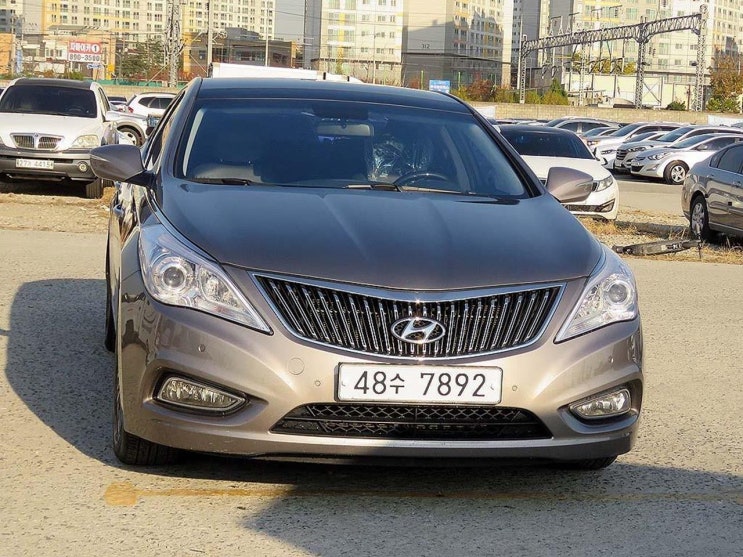  현대 그랜저HG LPG HG300 MODERN  찾았습니다~ 여기에서~