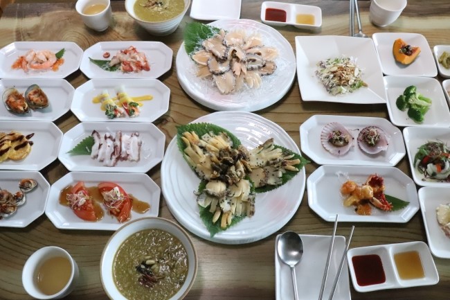  남해 독일마을 맛집 해사랑 전복마을 전복 코스 요리 