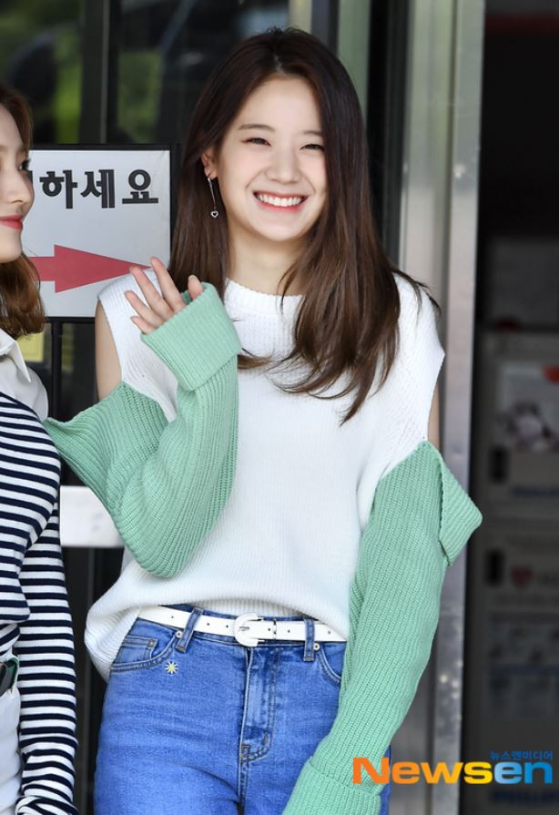  프로미스나인 장규리 니트패션 정보