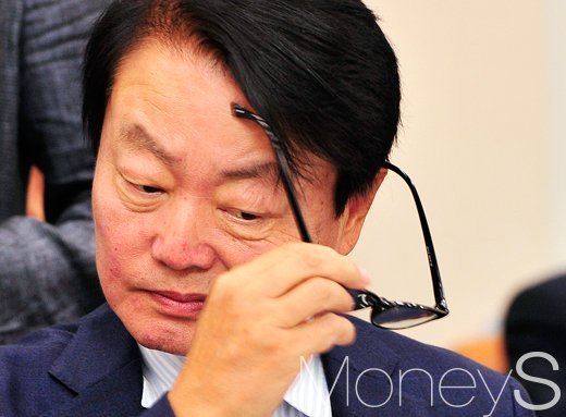  한선교, 당직자에 "쓰발새끼야" 욕설?