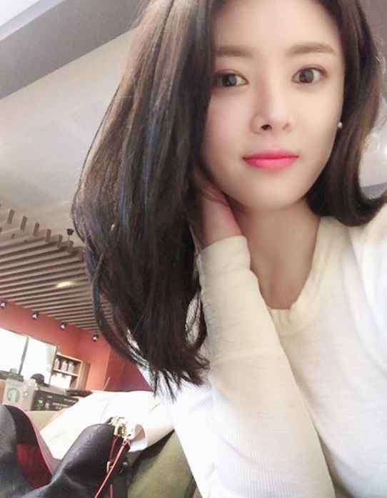  '인천공항고속도로 사고'로 사망한 20대 여배우는 한지성, 결혼 두달만에 참변..애도 물결