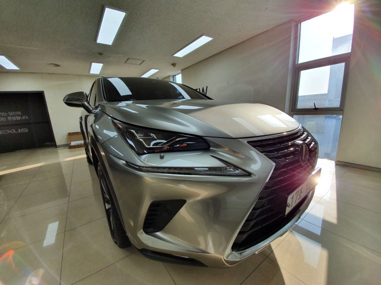  [LEXUS] 2019 NX300h, 고급 SUV에도 없는 것이 있다?! 렉서스UX에도 있는 전동트렁크 옵션! 렉서스 분당전시장 시공.