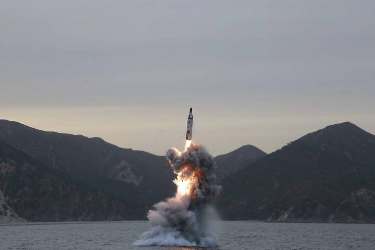  북한 또 발사체 발사...비건 대표 방한 중에...