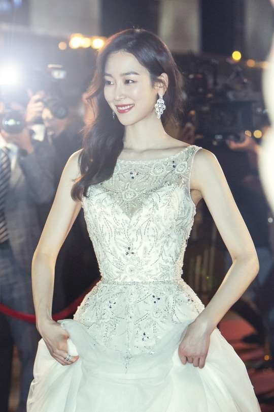  [서현진] 국세청 홍보대사 위촉식 두 번이나 펑크, 뷰티인사이드가 실제로?