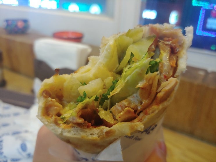  밍키 일상 먹기위한 평택국제중앙시장 방문 버거와 케밥 냠