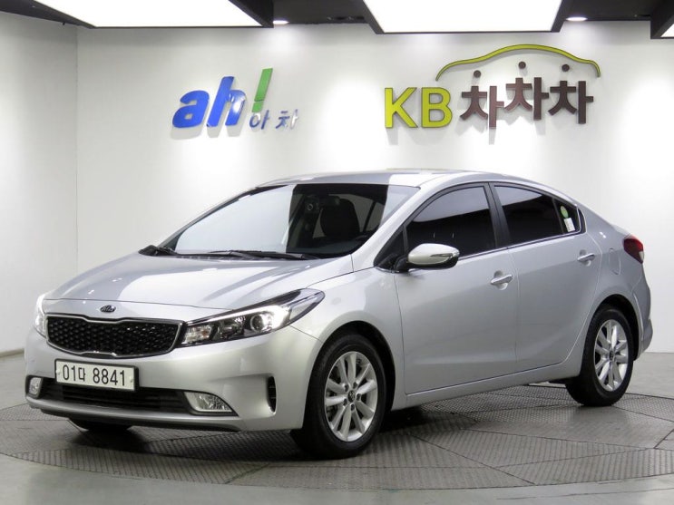  기아 더뉴k3 1.6 GDI 트렌디 / 2017년식 / 10,000km / 오토 / 가솔린 / 787743598