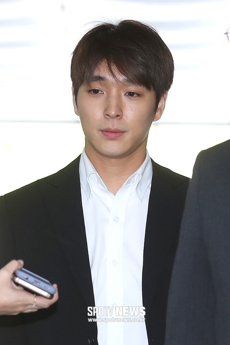 최종훈, 걸그룹 멤버 오빠 - 정준영 단톡방멤버 '집단성폭행' 혐의 구속 최종훈, 걸그룹 멤버 오빠 - 정준영 단톡방멤버 '집단성폭행' 혐의 구속