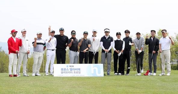  캐디출신 전가람 선두...휴온스 엘라비에..박찬호vs이승엽..KPGA 2라운드