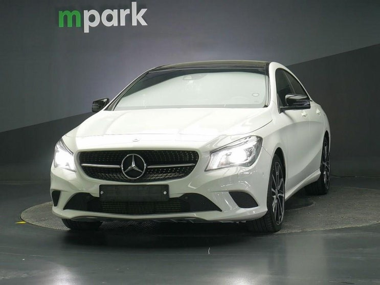 벤츠 CLACLASS CLA200 CDI 4매틱 / 2015년식 / 120,000km / 오토 / 디젤 / 483585299