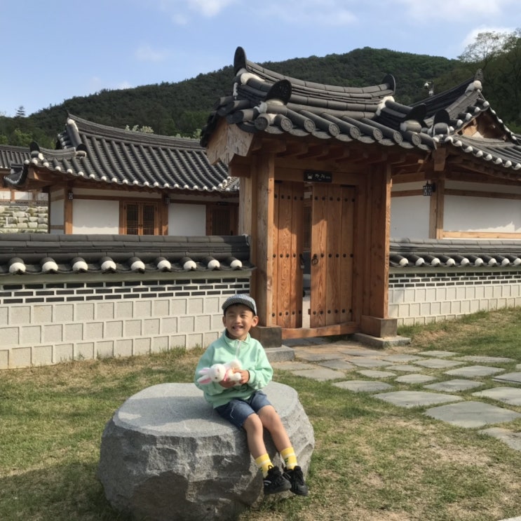  그 소문 자자한 경주 화랑마을 사알짝 다녀와보기 :)