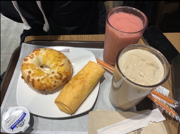  T 데이 할인. 던킨도너츠 반값 할인. skt할인 이득