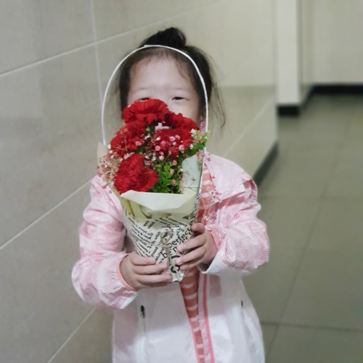  [지니맘의 육아일기 #36] 아이의 카네이션