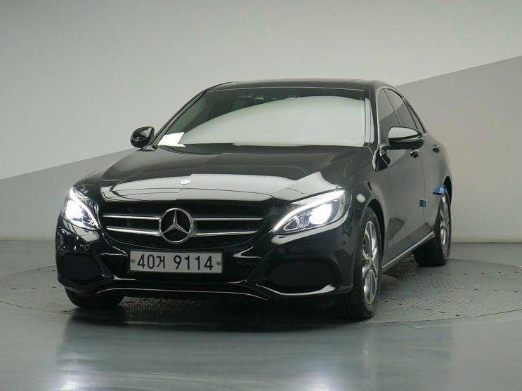  벤츠 C클래스 W205 C220 D 아방가르드 / 2017년식 / 32,000km / 오토 / 디젤 / 137283238
