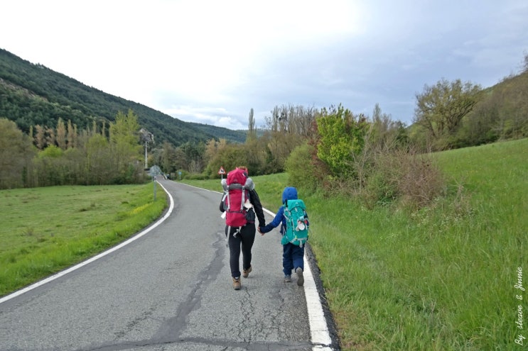  [부부세계일주 D+666 : 산티아고 순례길 3일차] 수비리 → 팜플로나 21km "어제보다 더 나은 오늘" / 순례길 비용 및 알베르게 정보