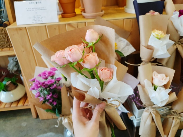  <홍대꽃집> D736 로즈데이에는 장미를~ 홍대랑 상수에서 장미꽃다발 사는곳!!