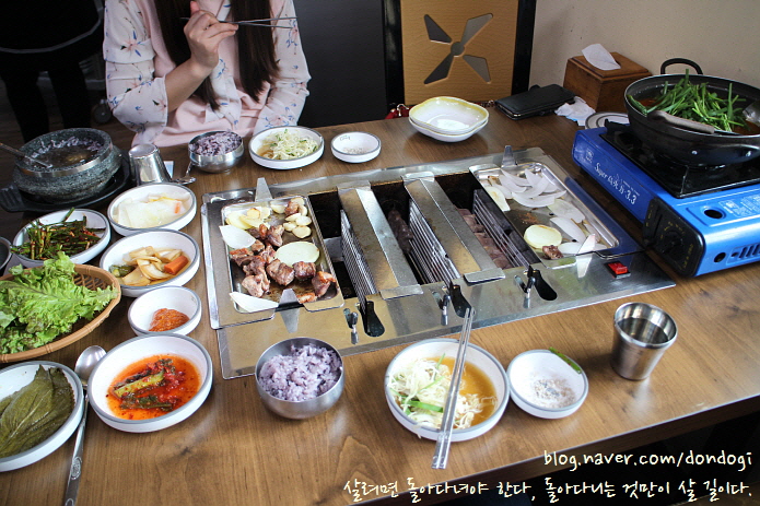  의왕 청계산 오리마을 - 부처님 오신 날 전날 청계사 가는 길에 오리고기 맛집에서 점심을 먹다