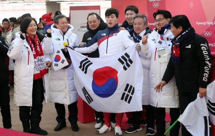  평창올림픽 스켈레톤 금메달 윤성빈과 박영선의 무단침입 국회의원 갑질