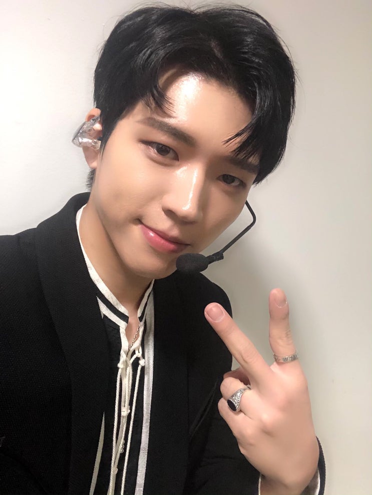 [인피니트/우현]190512 인피니트 오피셜 트위터(잠시후, 인기가요 시작)