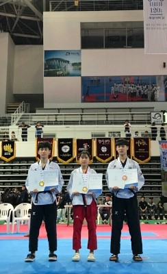  청주 청시의지 태권도 전국 1위 금메달 2개 