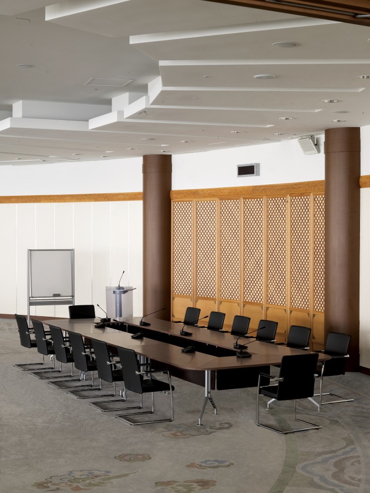 퍼시스 회의 테이블 'FRX_연결형' /회의실 가구 / 회의용 가구 / 회의실/ 회의 공간 / 회의용 의자 / 회의실 의자