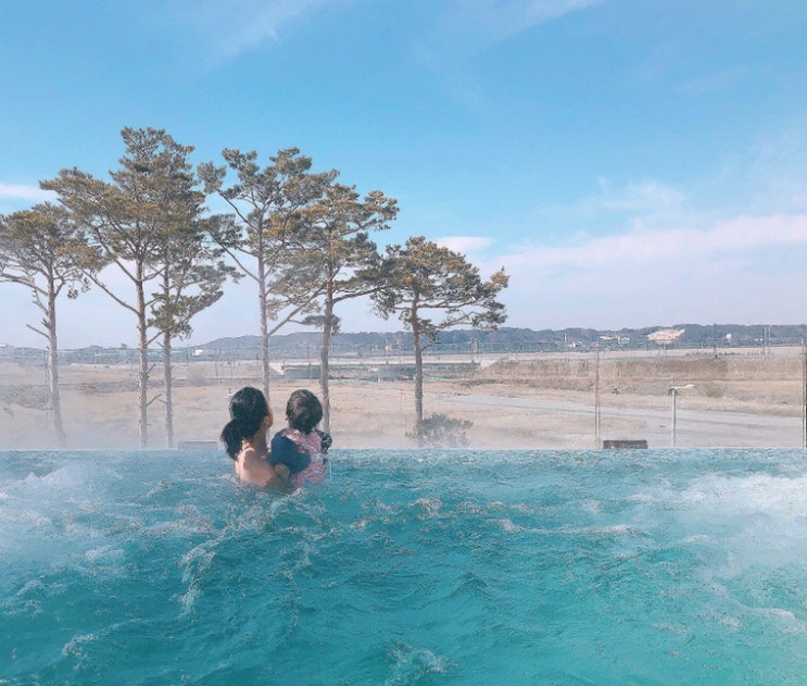  인천 파라다이스 시티 호텔 수영장 :: 아이와 호캉스 여행