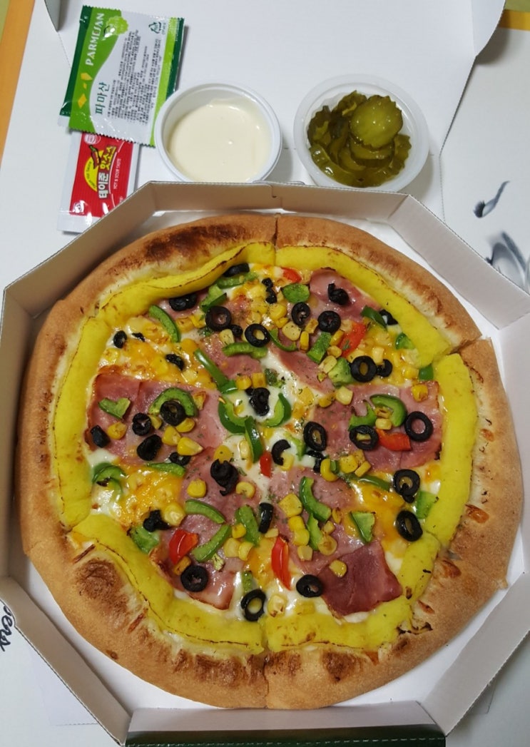  [광주 용봉동 전대 상대 맛집추천] 올리브피자-베이컨체다피자(사장님, 메뉴판 사진 바꾸시는게 어때유?)