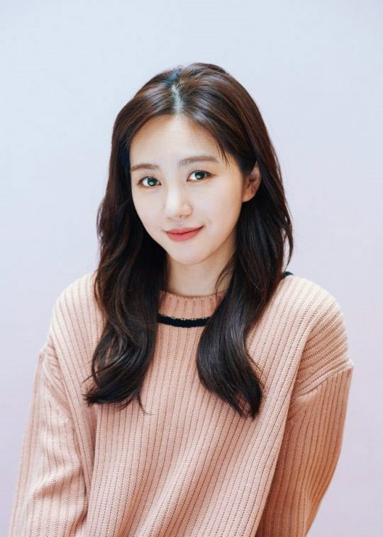  AOA, 민아 탈퇴…소속사 "지민, 유나, 혜정, 설현, 찬미 재계약" 5인 체제 돌입
