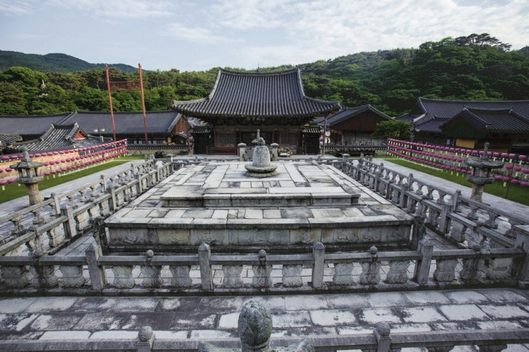  특집 [부처님 오신 날 특집ㅣ한국의 오대 적멸보궁 <3> ② 영축산 통도사] 출가자 계율 받는 금강계단에 봉안