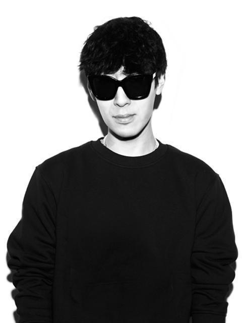  세상은 나를 꺾을 수 없다 디자이너 고태용
