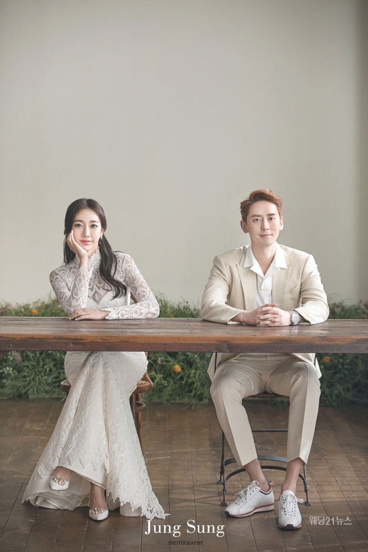  방송인 김상혁, 송다예 웨딩 화보와 함께한 디바인핸즈