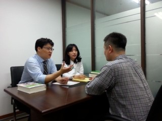  의료형사사건/건유착박리술을 시행하다가 척골신경을 손상하여 유죄가 선고된 사건 이야기입니다.