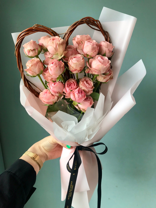  하트다발 하트장미꽃 로즈데이 여자친구꽃선물 장미꽃 자나장미