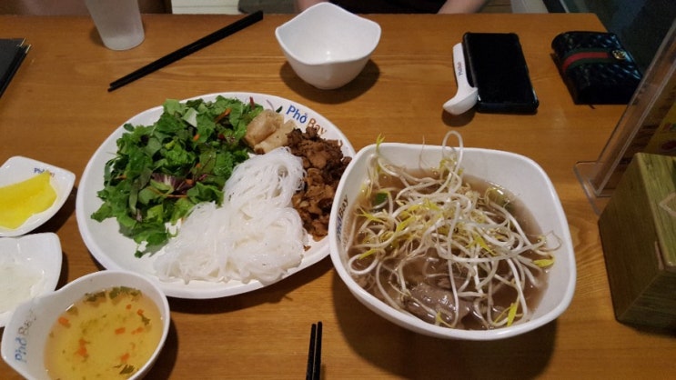  광주 광천터미널 맛집 포베이 유스퀘어점 베트남쌀국수랑 분짜 맛있나?