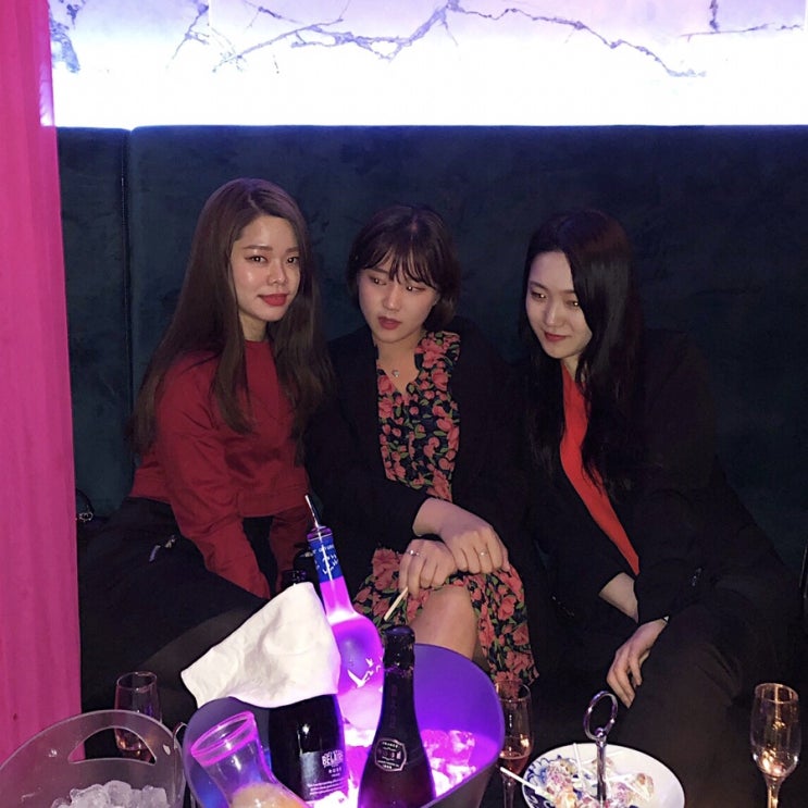  이태원 아티스트 자주오는 분위기 좋은 힙합 라운지바 붐바(Boombar)