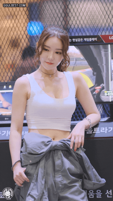  레이싱모델 유진 볼륨 몸매 노출 아찔 탱크탑 움짤