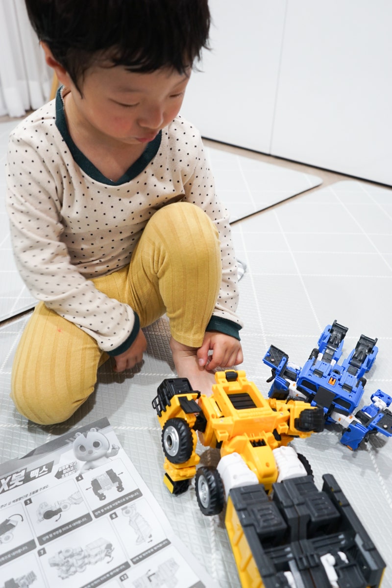 미니특공대X 펜타X봇 5종 로봇장난감 너무 좋아하는데?! : 네이버 블로그