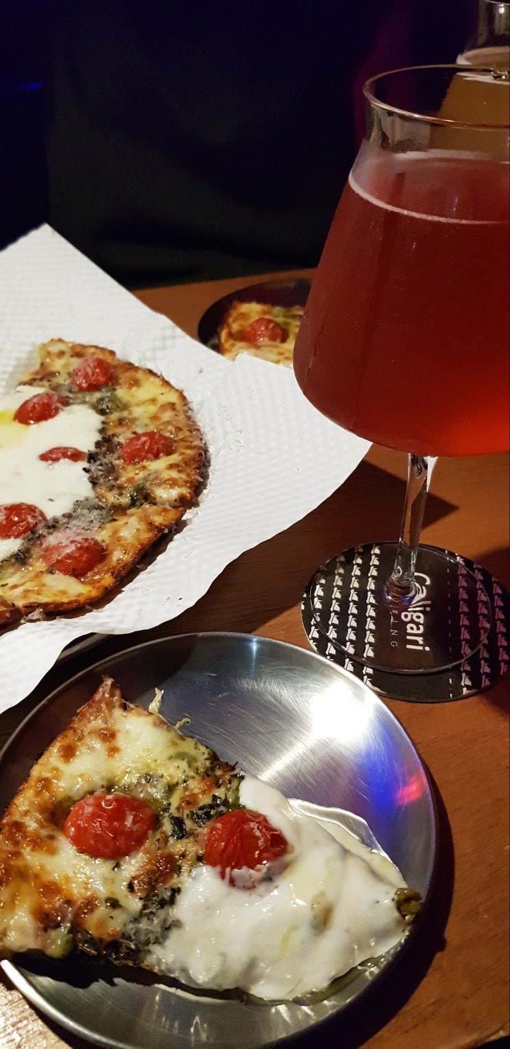  천안 맛집, 불당 피자가게, 칼리가리박사의밀실
