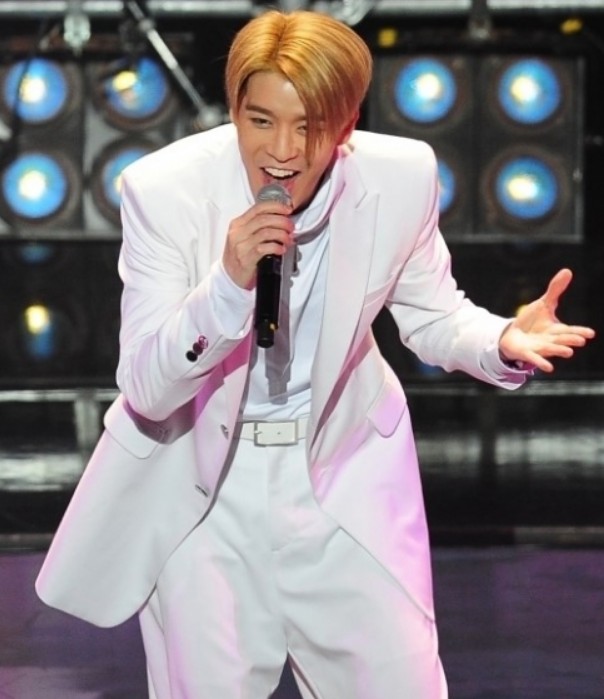  강성훈 후배 아이돌 비하 발언 진실은 무엇일까?