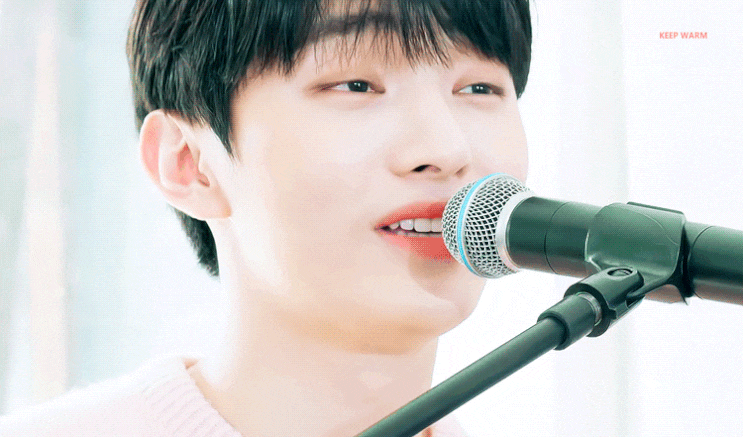  윤지성 - 190513 윤지성 ' 옆에도 눈이 달렸어(Side, Eye, Moon) ' 라이브 클립 영상