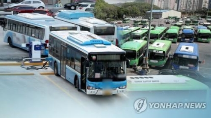 '버스파업 D-1'…국토부, 17개 지자체 소집해 적극 중재 요청