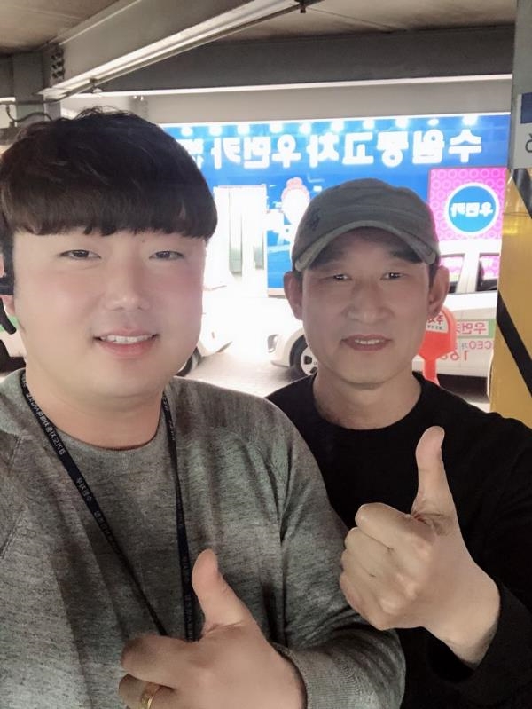  있는 그대로가 가장 빛나고 아름다운 나이 스물~ 더뉴모하비 중고차 -수원중고차매매사이트 우먼카-