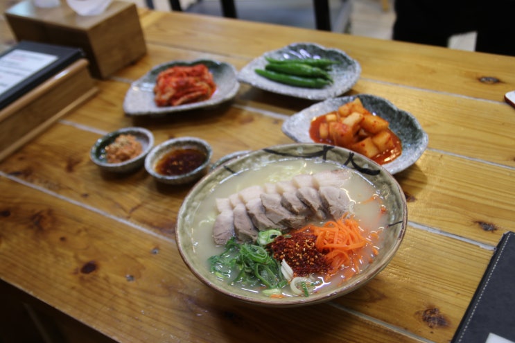  제주 국수 맛집 국수바다 인상 깊은 곳이에요!