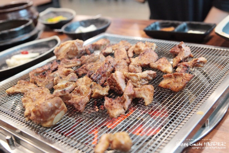  송도 고기집 모임장소는 갈비가 맛있는 육대손으로~
