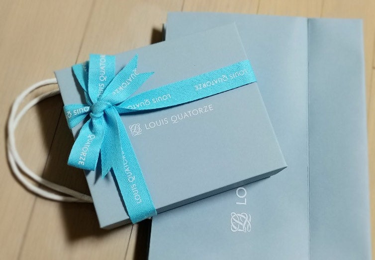 루이까또즈 남성 반지갑